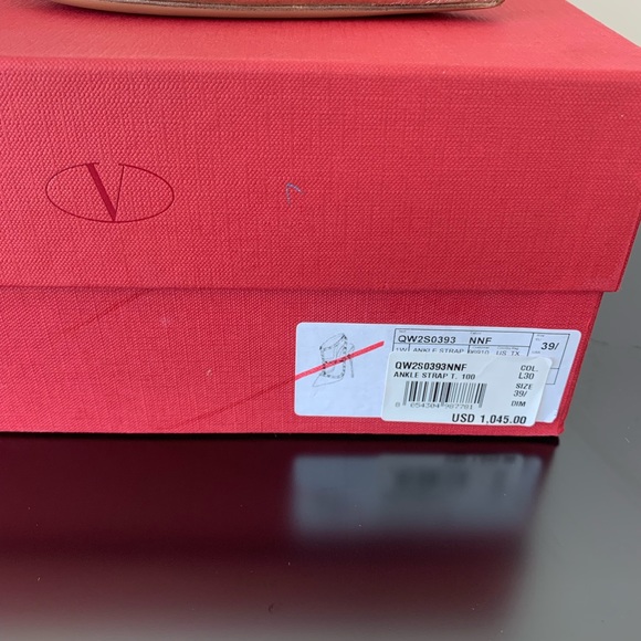 SOLD Valentino Rose Gold Rockstud T Strap Pumps - Picture 5 of 5